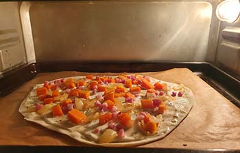 Selbstgemachte Pizza im Mini-Backofen